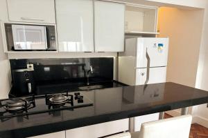 Studio apartment in Leblon near the beach