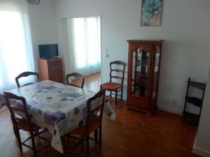 Chez STEF Proche Palais des Congrès, WIFI, Parking privé