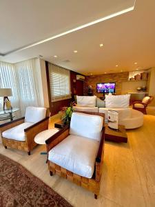 Exclusiva e Única Cobertura Duplex do Golf Ville