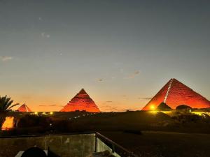 Kemet Pyramids Room view
