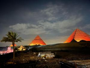 Kemet Pyramids Room view