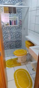 Acomodação super tranquila, aconchegante, segurança com portaria 24h e lazer, tudo isso dentro de um condominio