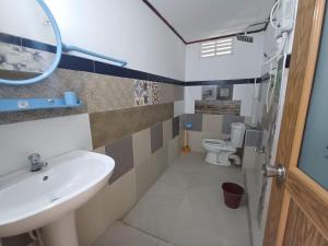 Handapan Falls - Holiday Resort