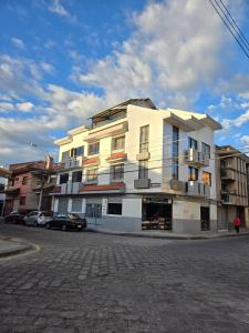 Suite Four, luxurious, with BBQ area