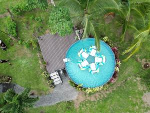 Full equipado, WiFi, AC, vista volcán, 1er piso