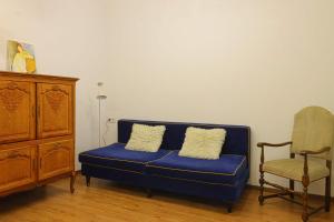 Central 1BR Stay on Rustaveli Avenue - by Wehost