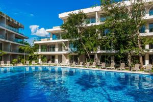 The Marlin Nook TL B008