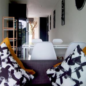 Twin Sands Private Apartment, Phuket