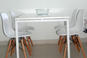 Twin Sands Private Apartment, Phuket