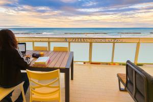 Terrazzo Panoramico Fronte Mare Zamponi