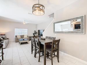 3115 - 5BR w Pool 10min Disney 2 Water Parks