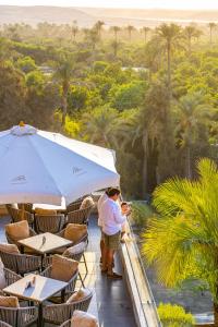 Pyramids sunrise inn