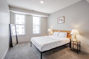 CozySuites at the Banks gym pool 13