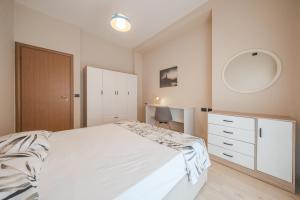 Nice Apartment at New Bazar Tirana !