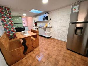 Casa Refugio Austral, hasta 6 personas, cerca Mall Pionero, Zona Franca y Centro