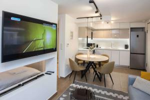 Fresh Modern 1 Bd Apt in Quiet Agia Paraskevi