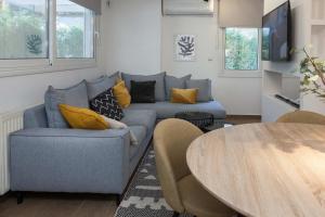 Fresh Modern 1 Bd Apt in Quiet Agia Paraskevi
