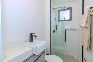 Praia Brava - Central entre Itajaí e BC - 2 Qts e Ar