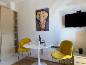 Balkan,Sunny, Cozy, New