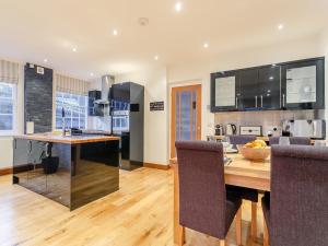 2 Bed in Battle 77491