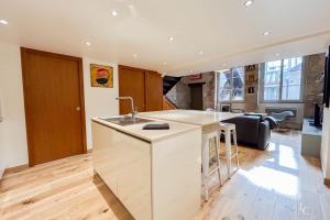 Les Maries - Magnifique T2 refait à neuf - hypercentre