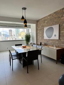 Amplo apto 3 quartos 200m da praia