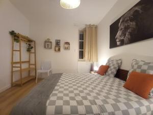 Appart 2 Chambres, Proche Gare, Wifi, Jardin, Parking