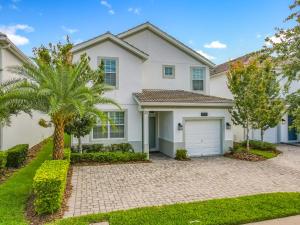 4766 - 5BR w Pool 10min Disney 2 Water Parks
