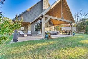 Upscale A-Frame Escape with Lake Access in Quinton!