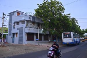 LAKSH COTT Home Stay