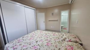 APARTAMENTO FLORIPA PRÓXIMO DO MAR no CENTRINHO INGLESES