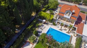 Luxury Villa Aveline Heated Pool & Sauna Near Beach Trogir Area
