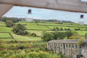 Host & Stay - Holmfirth Hideaway