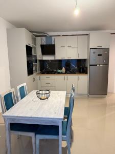 Apartament cu 2 camere