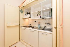 Bougainvillea for 4 people with pool and private park indoor