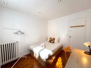 Vintage - 3 bedroom apartment, RER B 200 m away