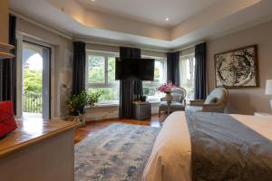 The 506 Hotel