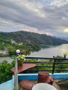 Hotel bright moon lake