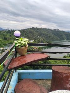 Hotel bright moon lake