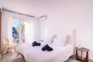 Beautiful apartment overlooking the Golden Islands