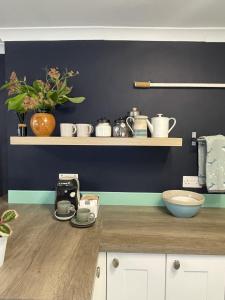 Central Bristol Townhouse with Harbour Views - Sleeps 7 - Ideal for Families, Groups & Business Stays