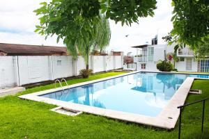 Casa Chinelo Alberca Wifi cerca hospital ISSSTE UTEZ DIEZ