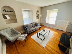 Comfort & Charm Your Home Away from Home