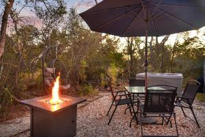 Running Buck Airstream 1 - Hot Tub & 5 Min to Main