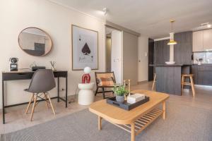 HOM I 1D1B 2PAX cerca Metro Manquehue con Parking