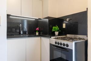 MOT Anchorena 1400 - 2 Bd in Recoleta