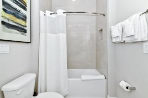 Breezy Condo Near Disney With Resort & Waterpark Access - B49-115