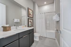 Cozy Condo Near Disney With Waterpark & Resort Access - B43 - 143