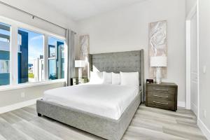 Snug Condo Near Disney With Resort & Waterpark Access - B45-237