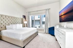 Upscale Condo With Pool Table Near Disney With Resort & Waterpark Access - B17-233